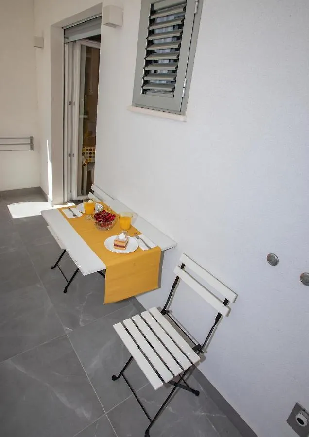 Nook Bb Apartment Split 0*,  Croatia