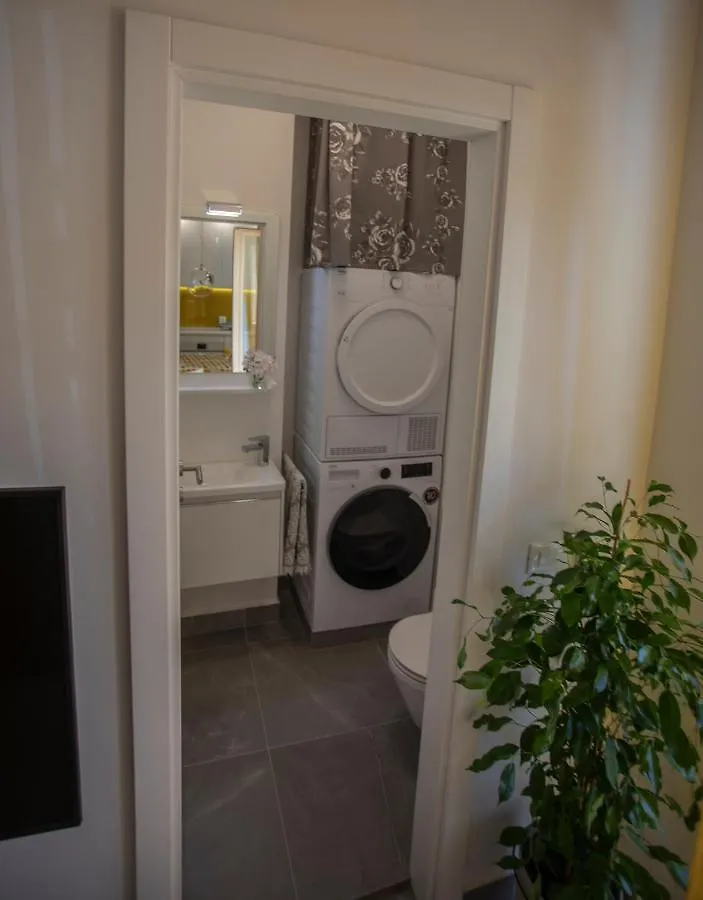 Nook Bb Apartment Split 0*,